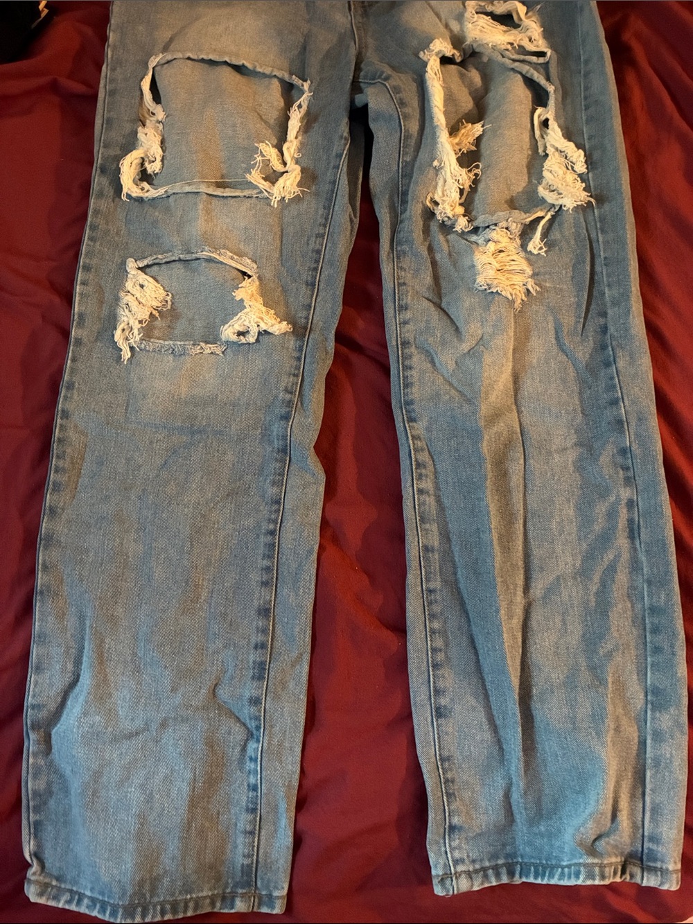 Woman Ripped Jeans - Picture 2 of 2